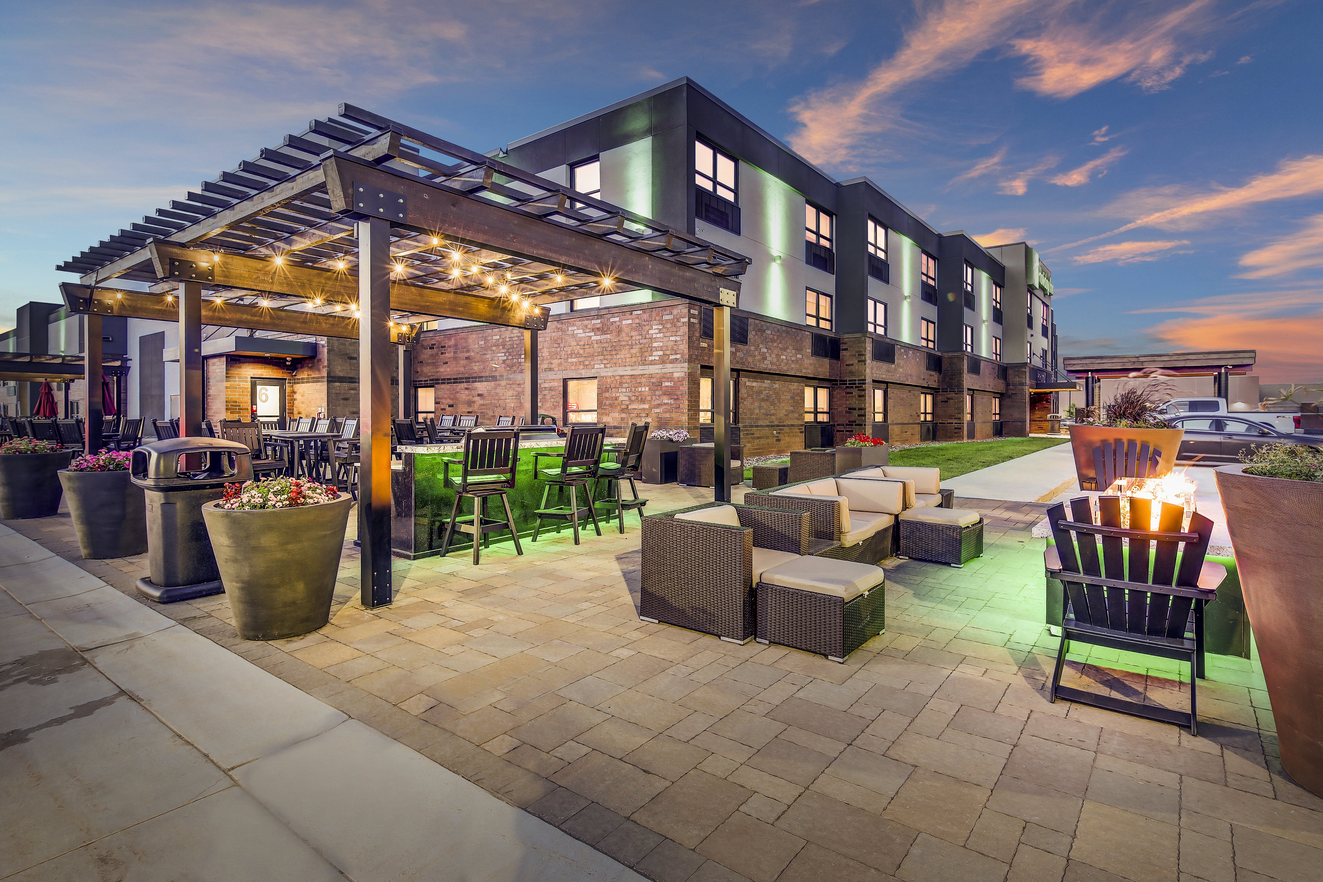 Holiday Inn Hotel And Suites St Cloud 6/60