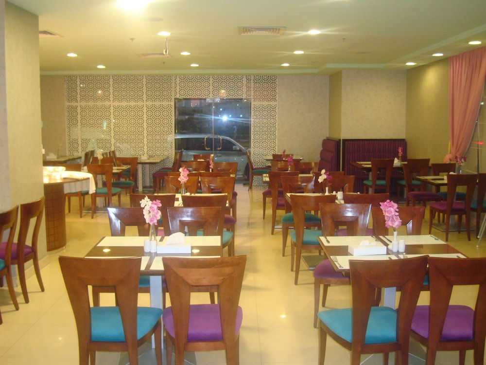 restaurant-cafeteria