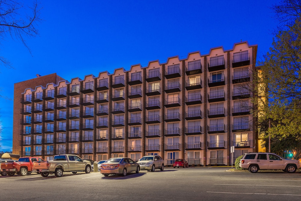 Hawthorne Inn and Conference Center 1/64