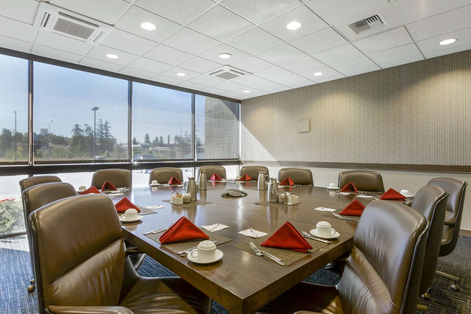 Best Western Plus University Inn 38/48
