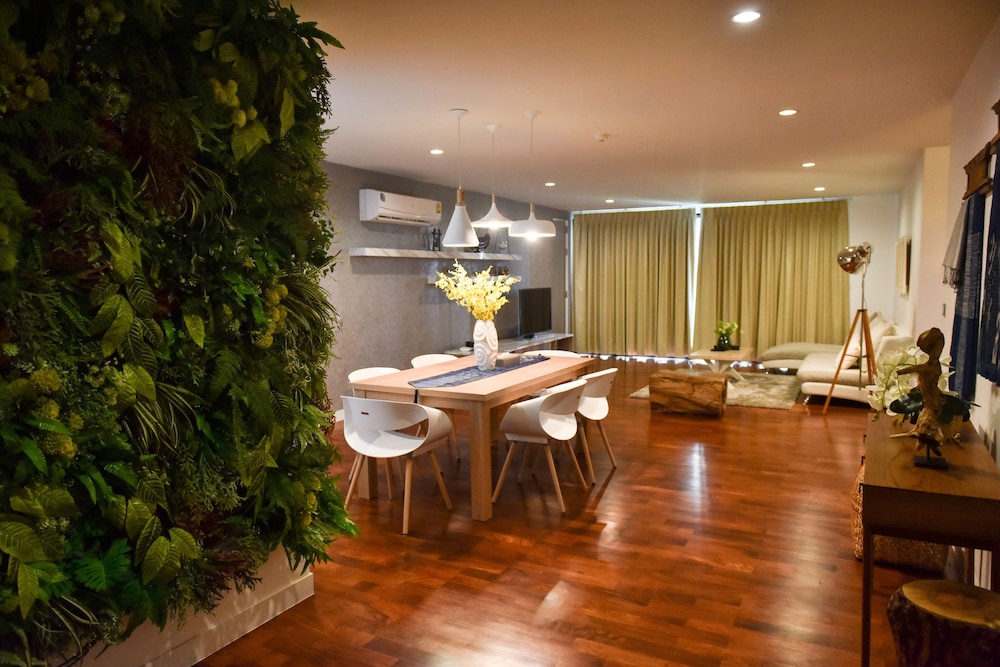 Benviar Tonson Residence 26/50