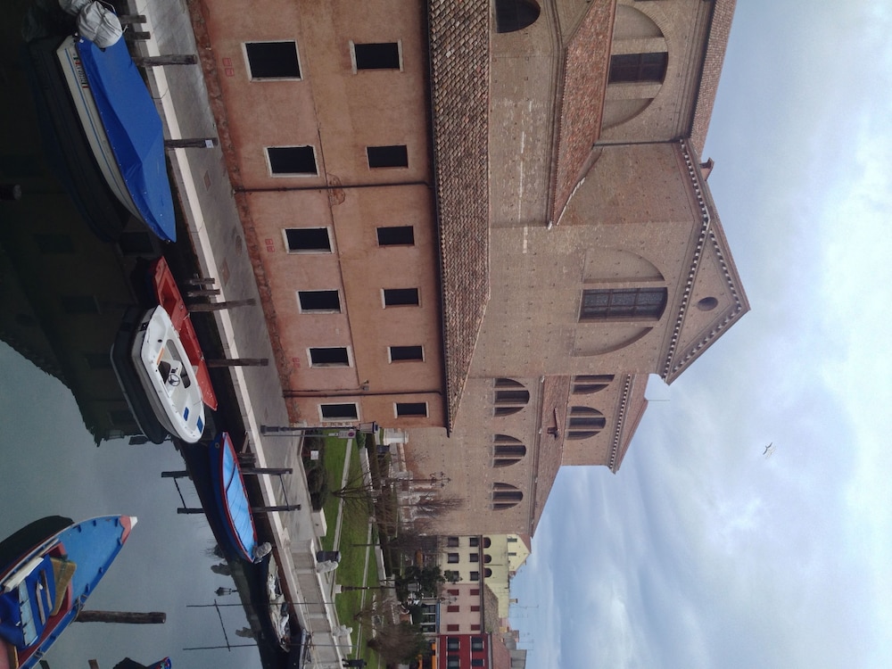 Hotel Caldin's 4/65
