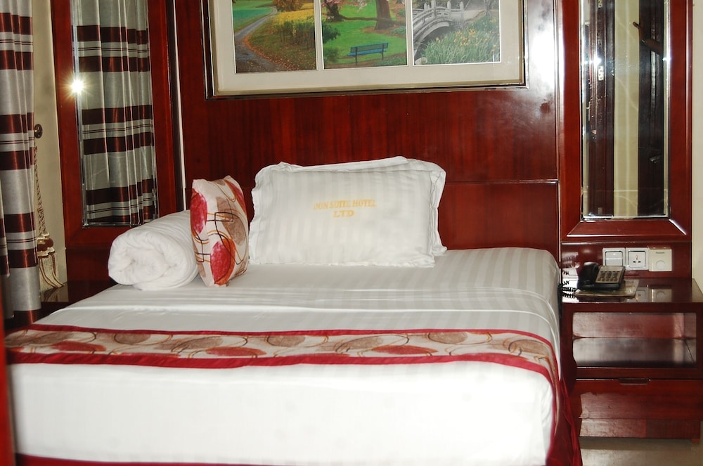 Don Suite Hotel 11/28