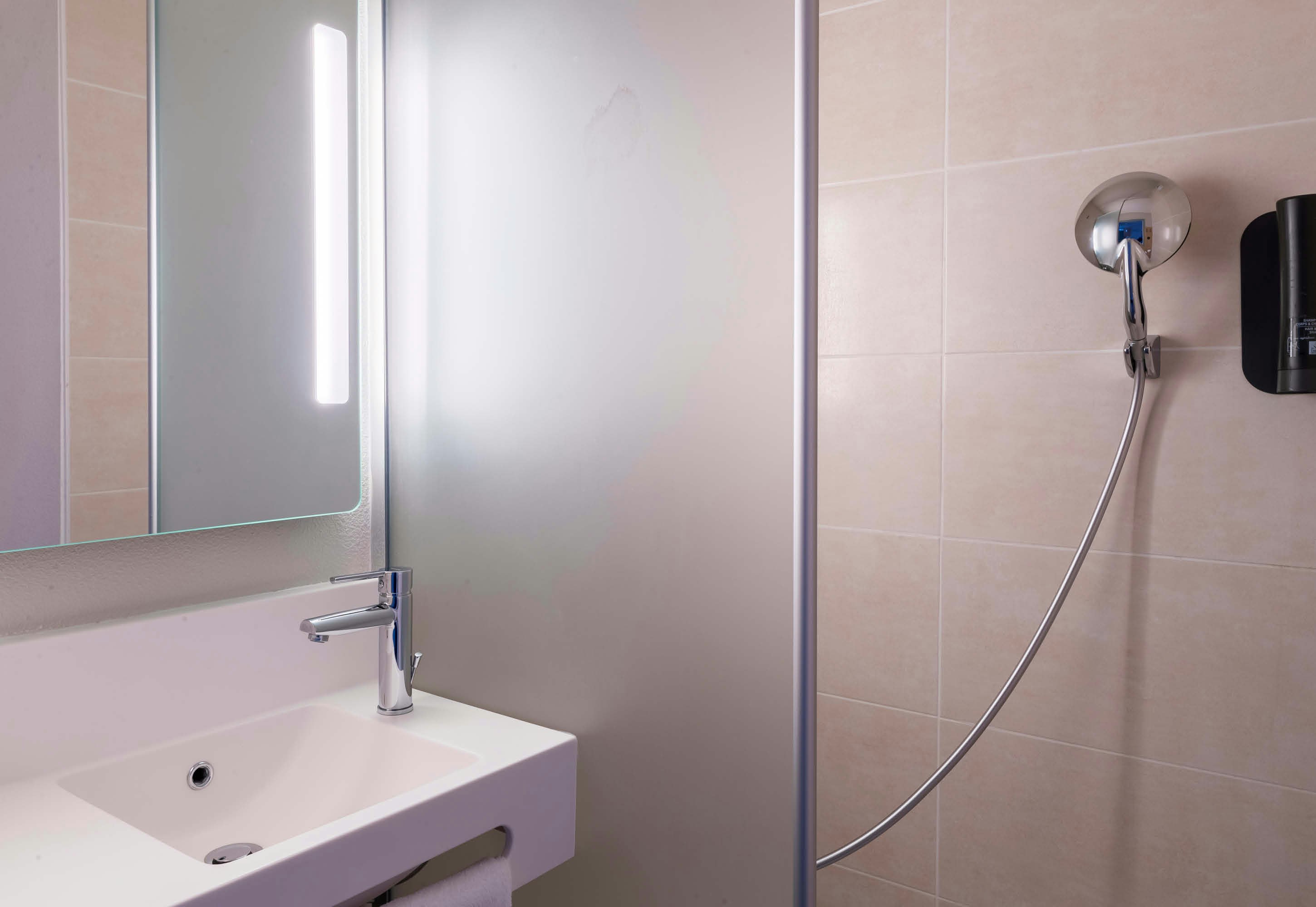 B&B HOTEL Montargis 13/13