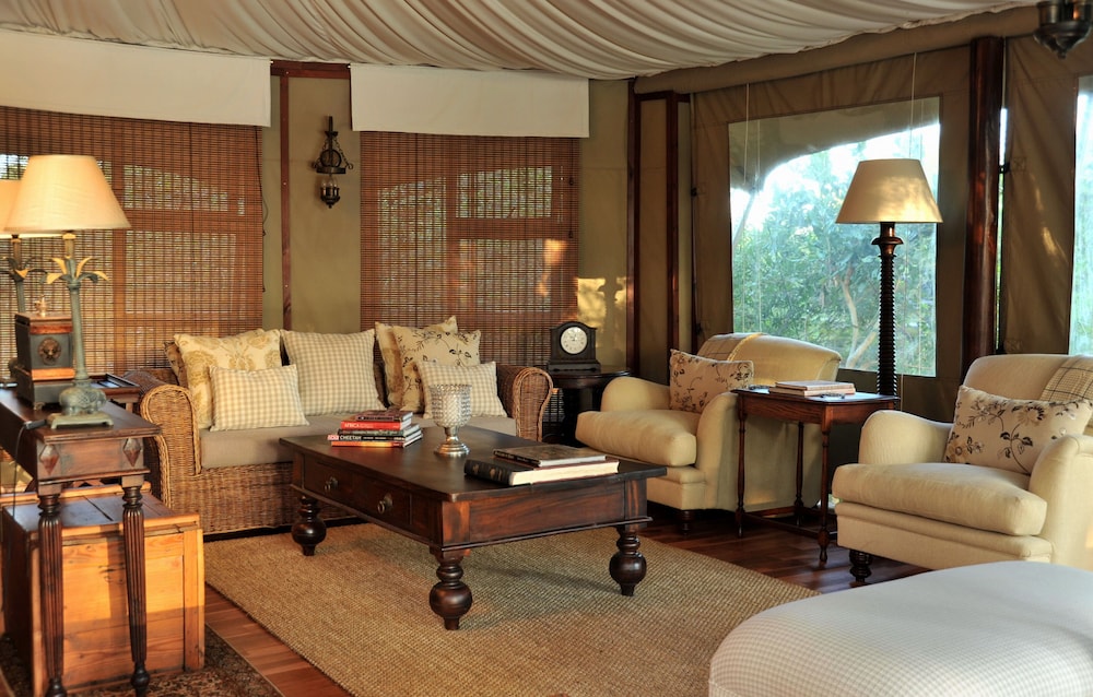 Hamilton Tented Camp 31/56
