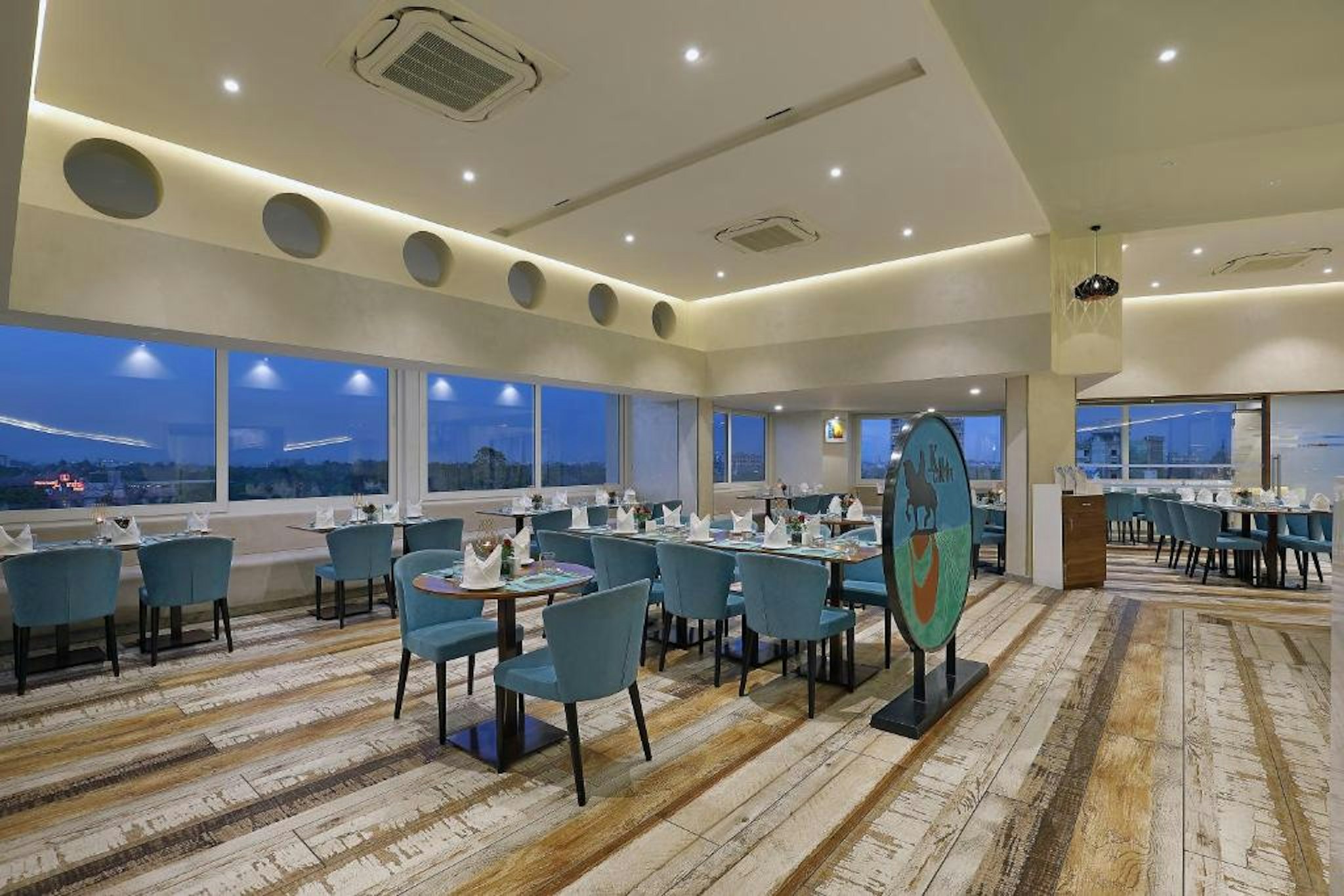 Effotel By Sayaji Vadodara 8/9