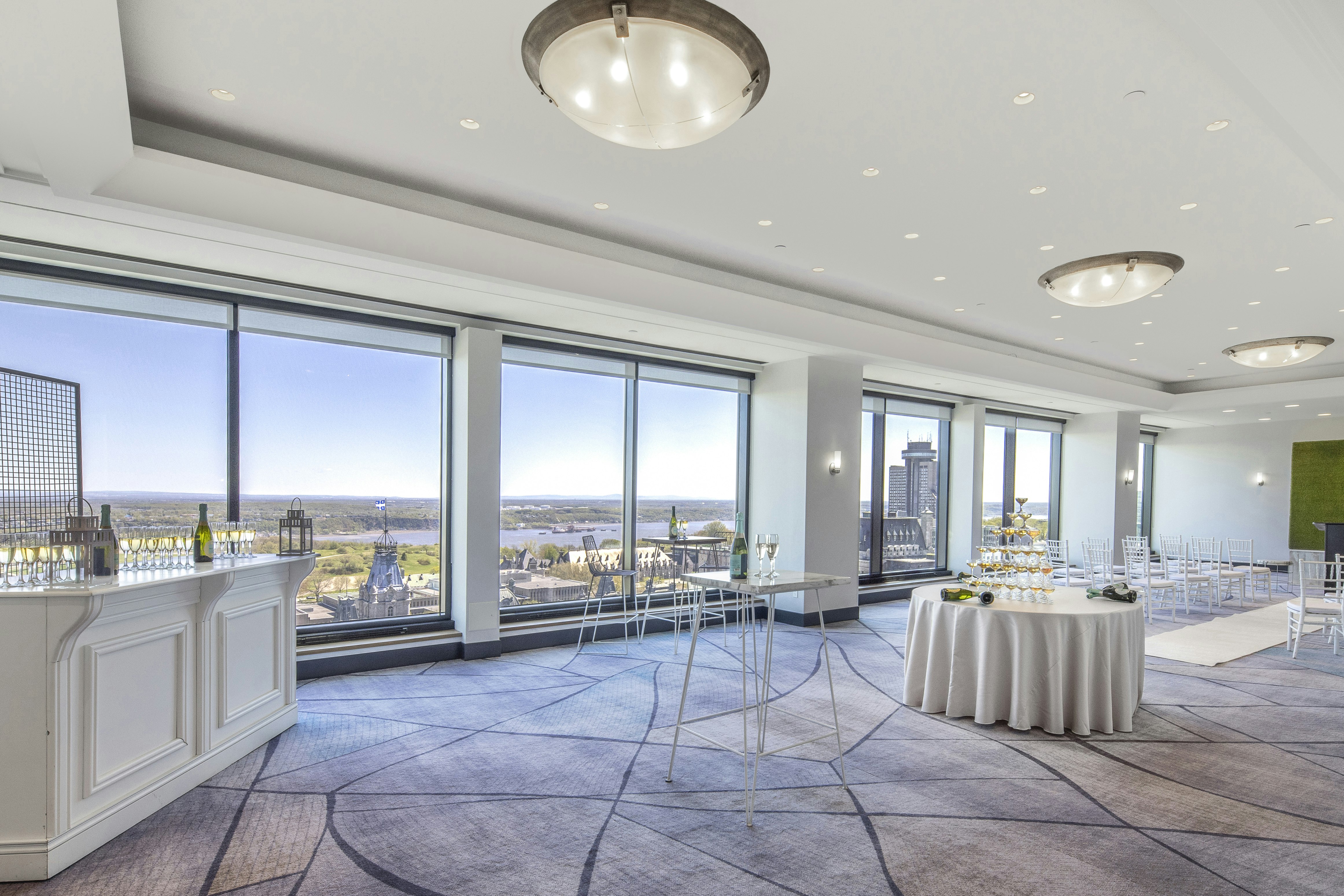 HILTON QUEBEC 39/57
