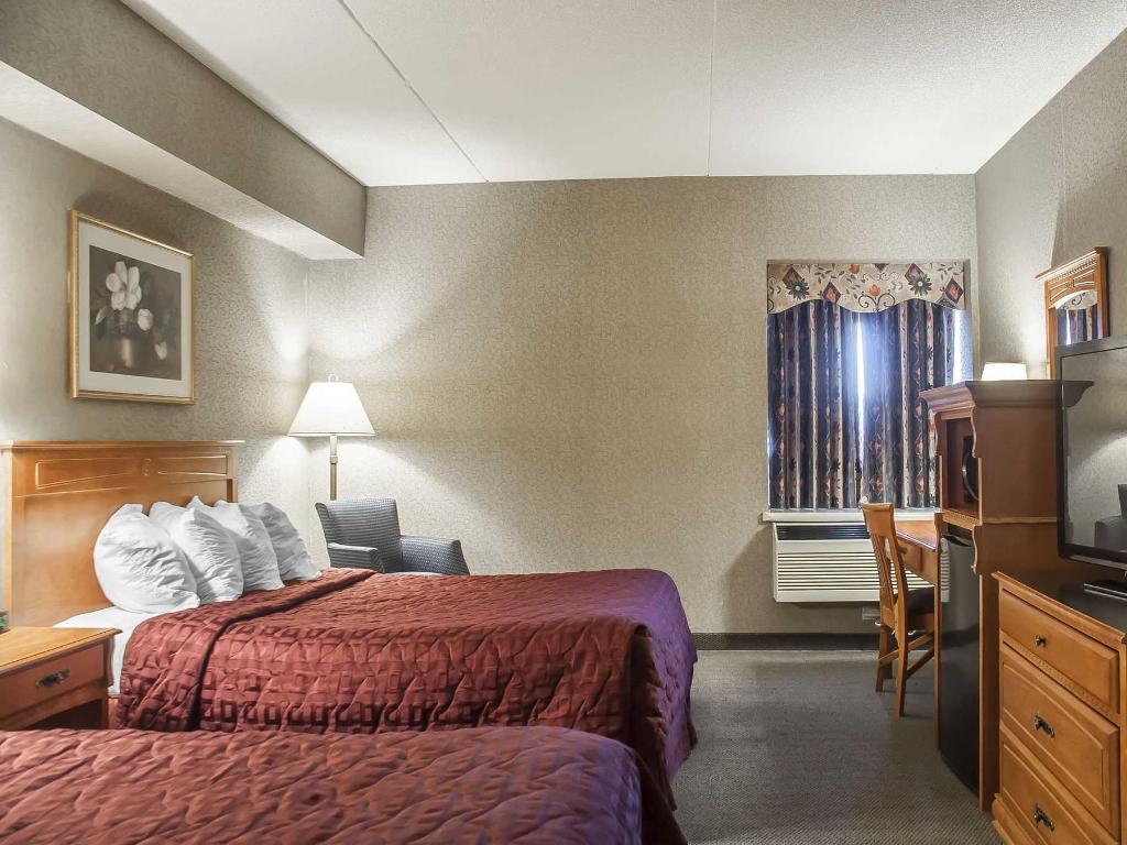 ROOM, 2 QUEEN BEDS