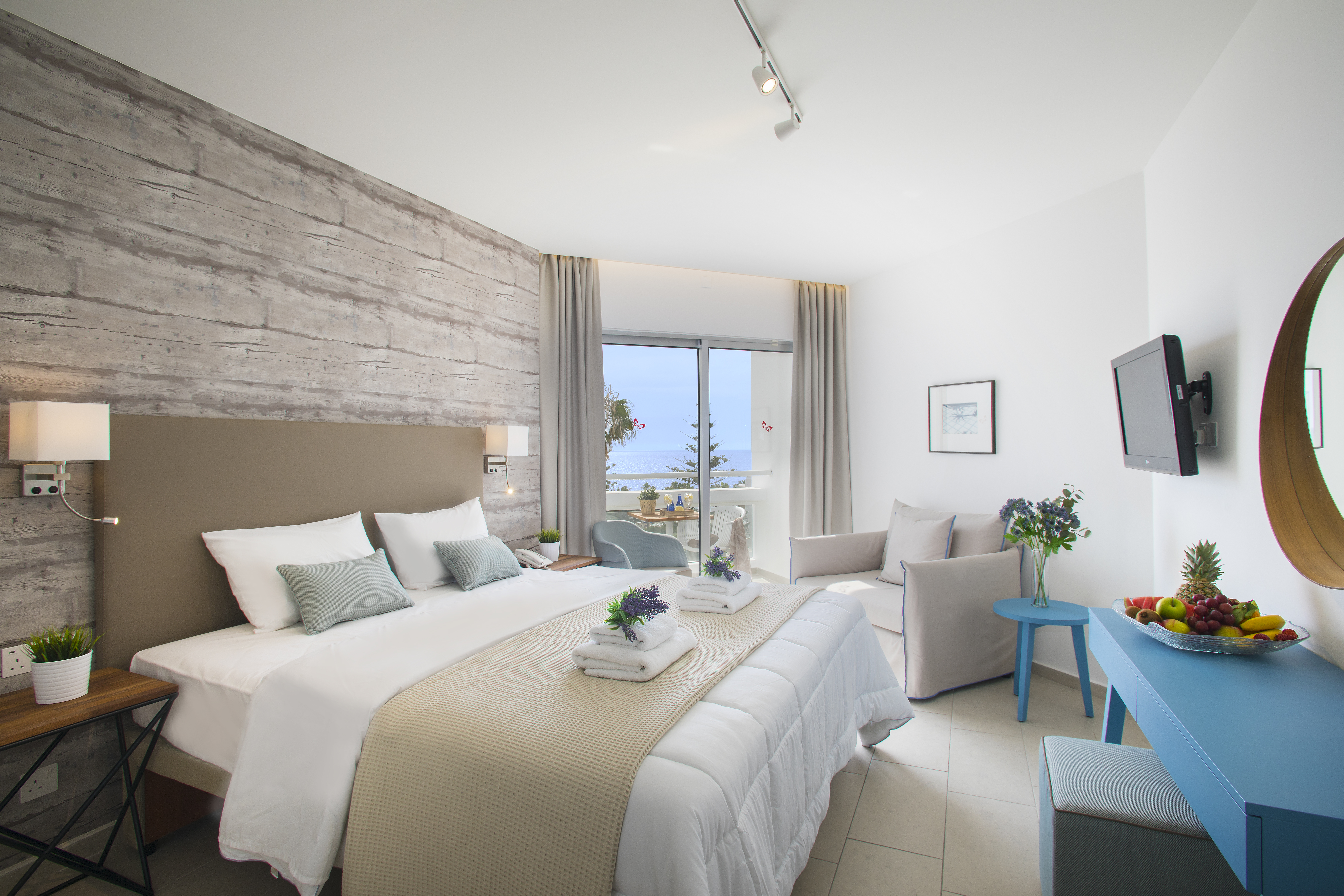 Twin or Double room Sea view
