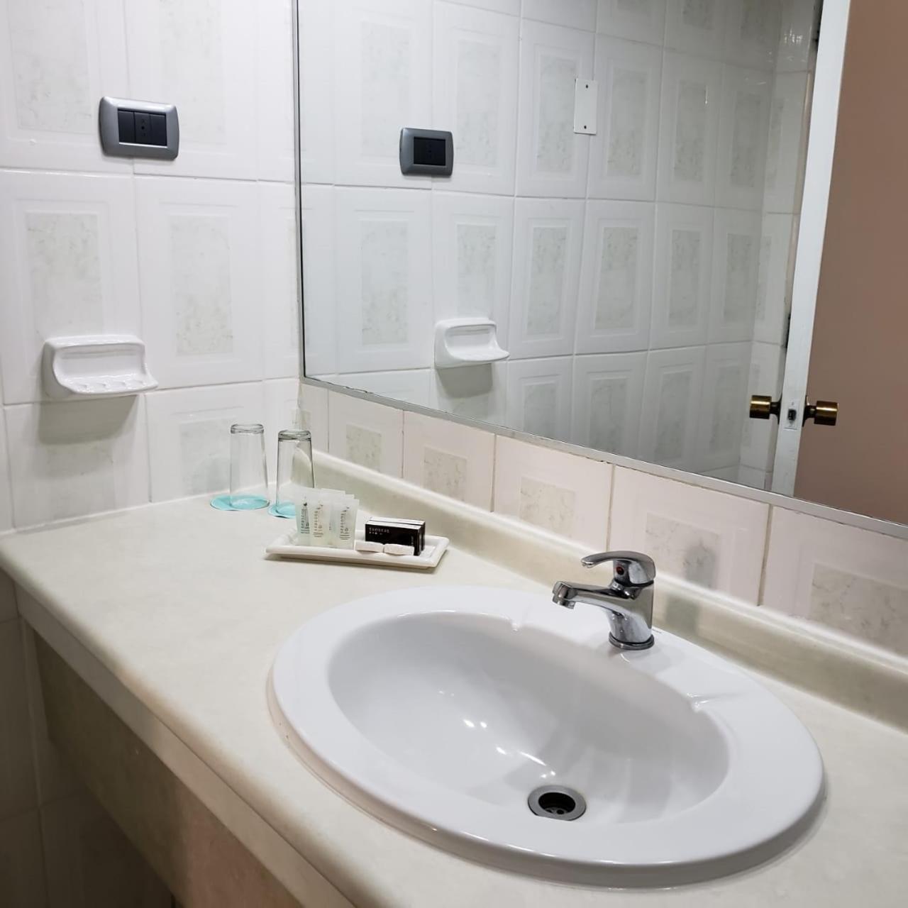 Hotel Gavina Express 54/54