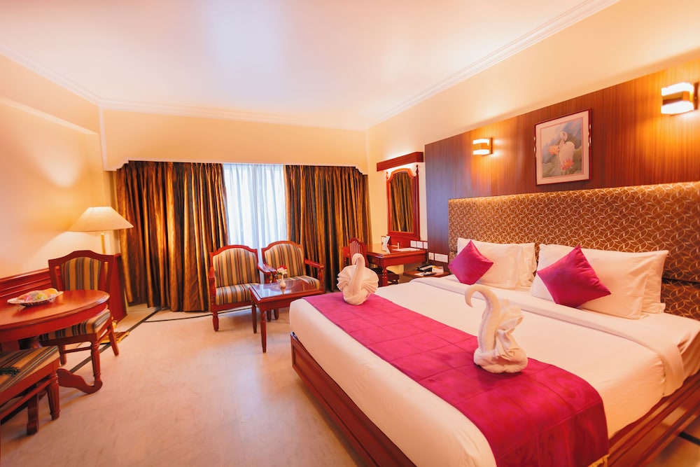 Annamalai International Hotel 8/50
