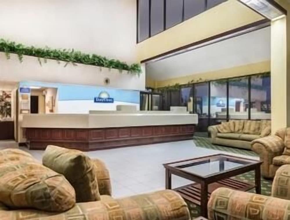 Days Inn by Wyndham Indianapolis Northeast 22/27
