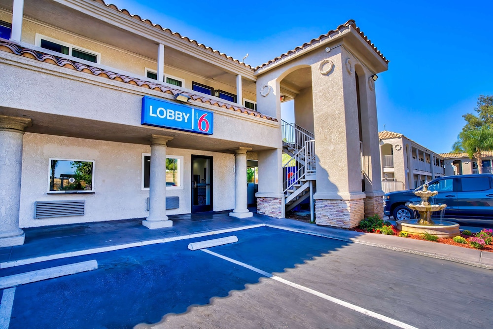 Motel6 Menifee, CA 61/71