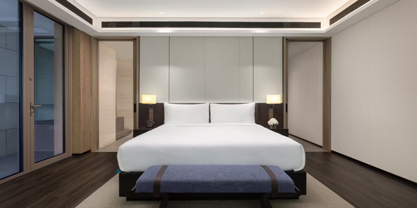 Room, King Bed
