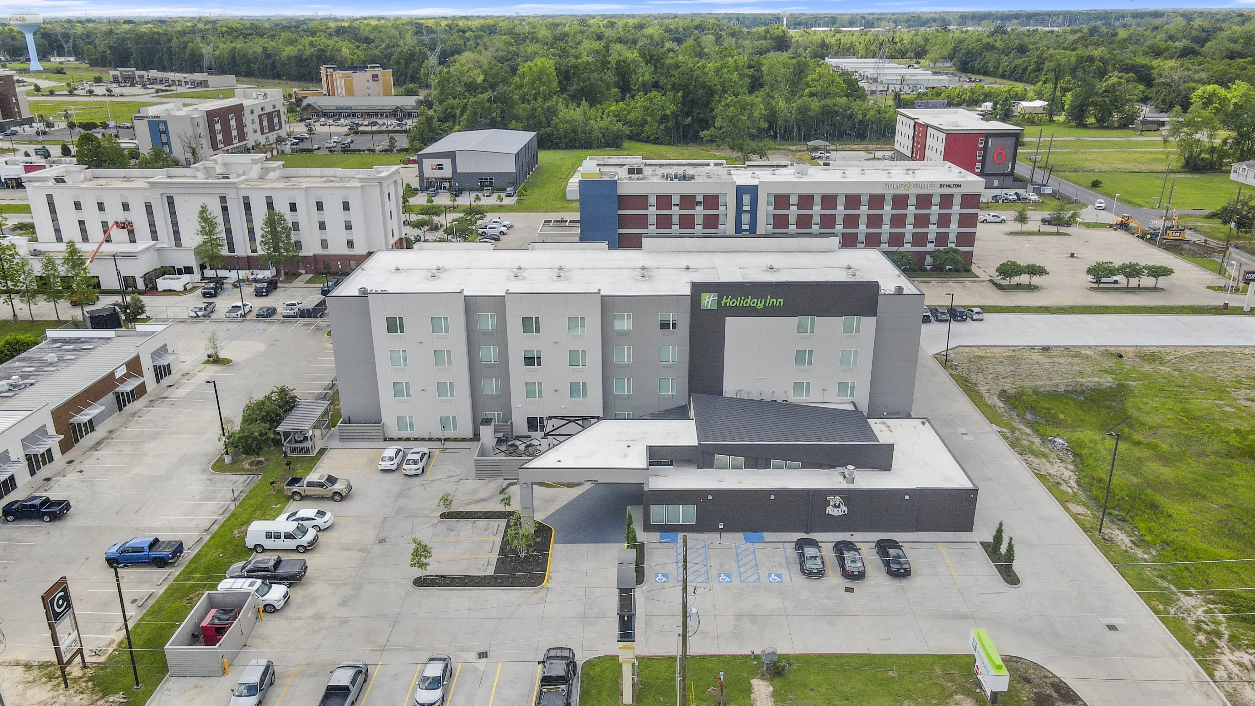 Holiday Inn Gonzales 4/50