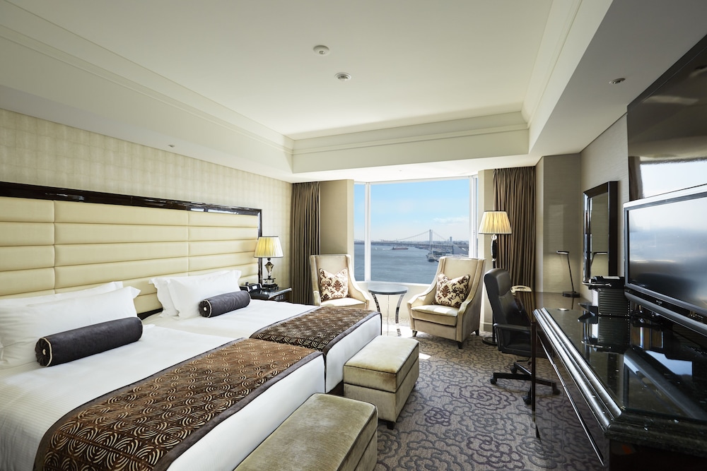 Classic, Twin Beds, Bay View, Club Lounge Access