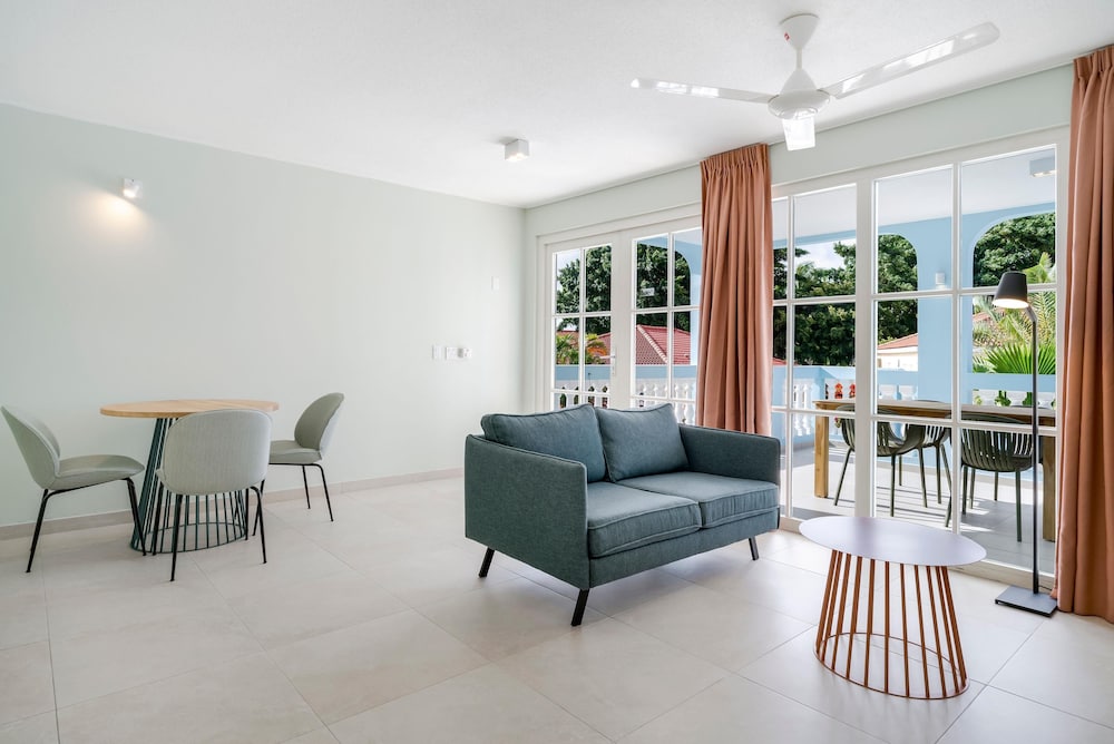 Sonesta Hotels & Resorts Livingstone Curacao 49/70