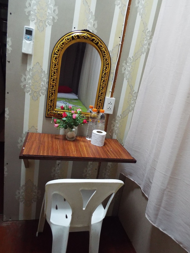 Hostel 24 46/50