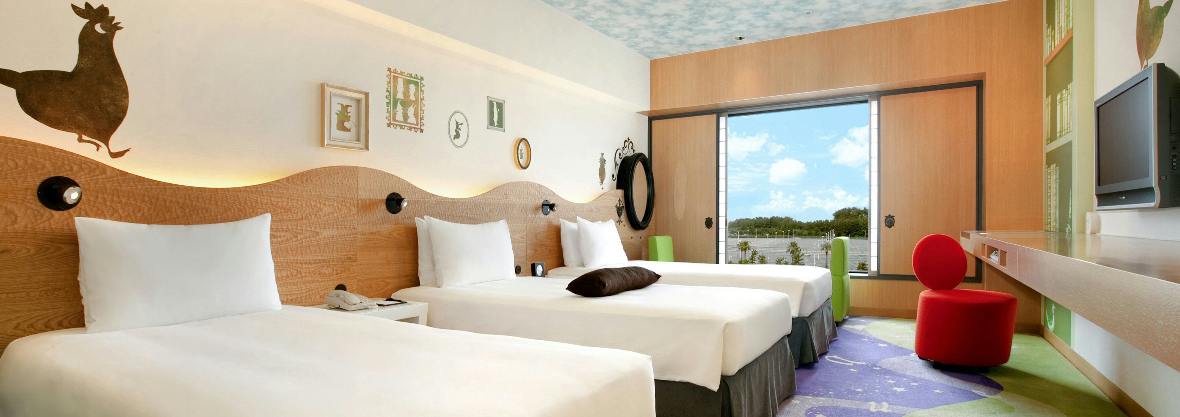 Hilton Tokyo Bay 25/76