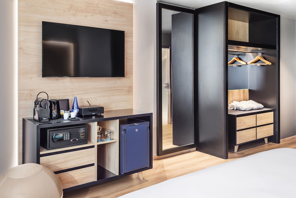 Melia Avenida America 53/60