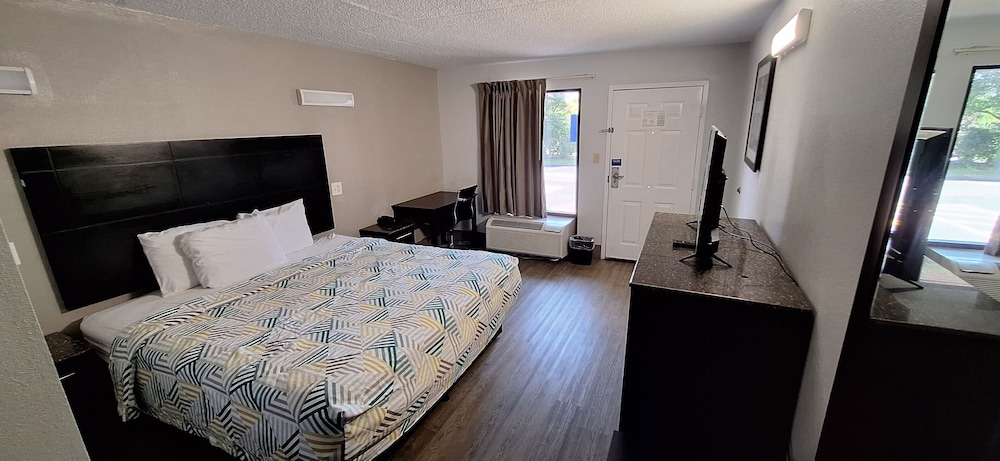 Motel6 Knoxville, TN - East 14/50
