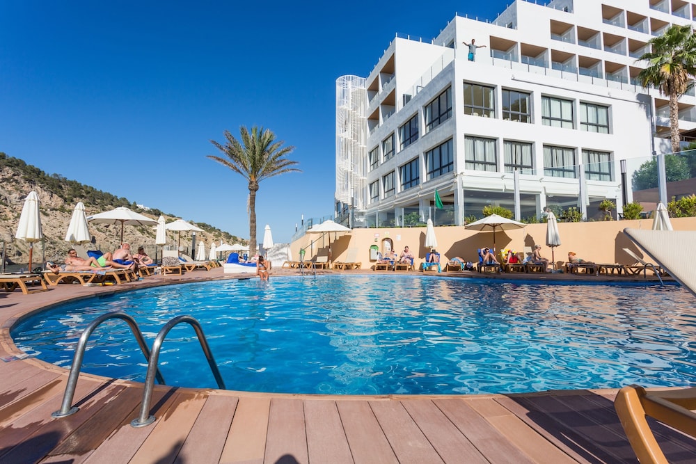 Palladium Hotel Cala Llonga - Adults Only in CALA LLONGA