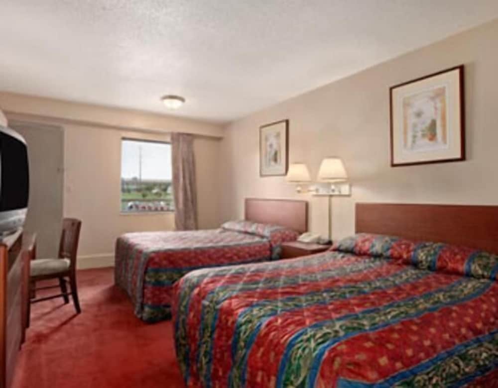 Hilltop Inn 13/38