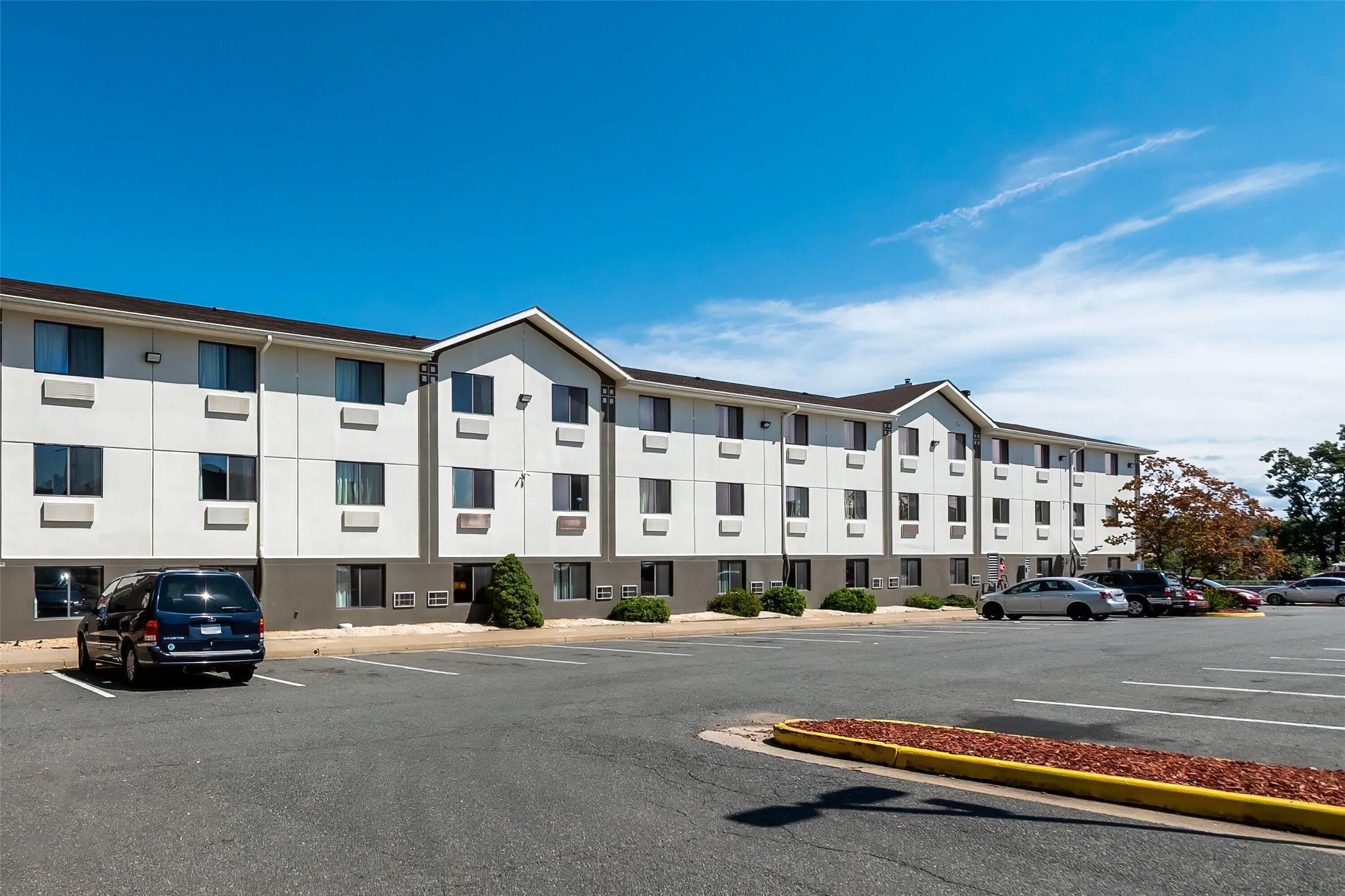 Super 8 by Wyndham Dumfries/Quantico 16/24