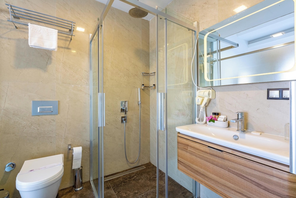 Rhapsody Hotel Kalkan - Adults Only +12 88/88