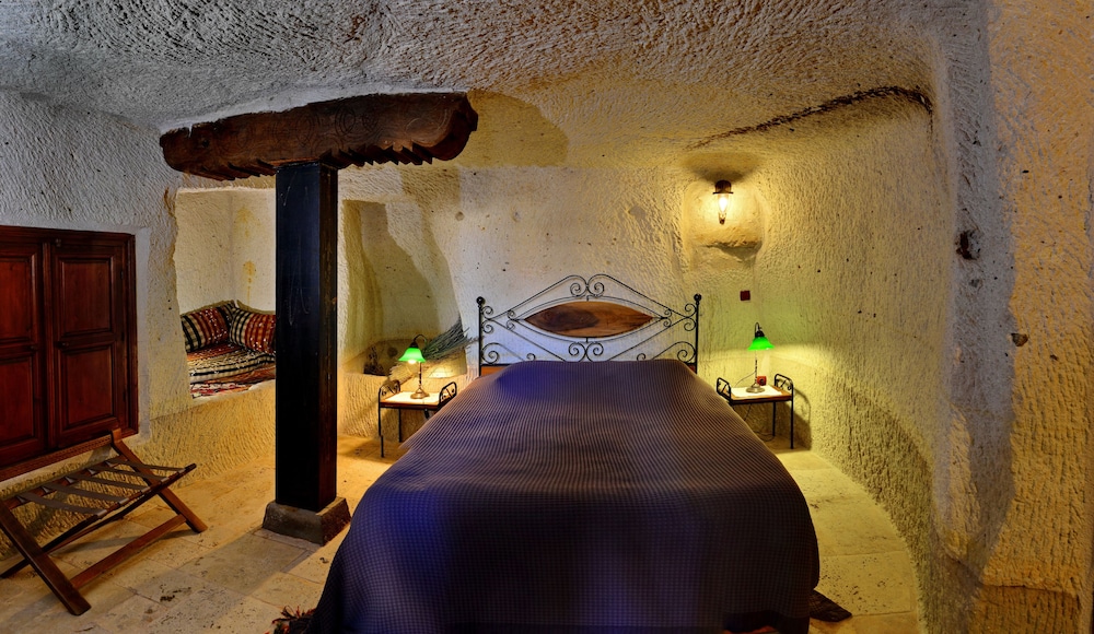 Kelebek Special Cave Hotel 37/84