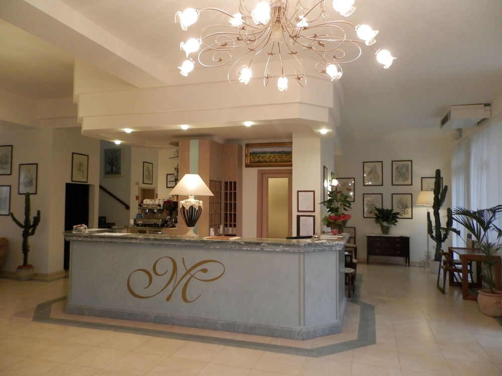 HOTEL MEDITERRANEO 7/28