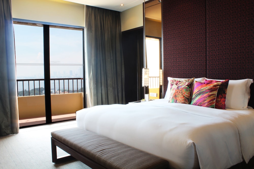 Sofitel Philippine Plaza Manila 16/75