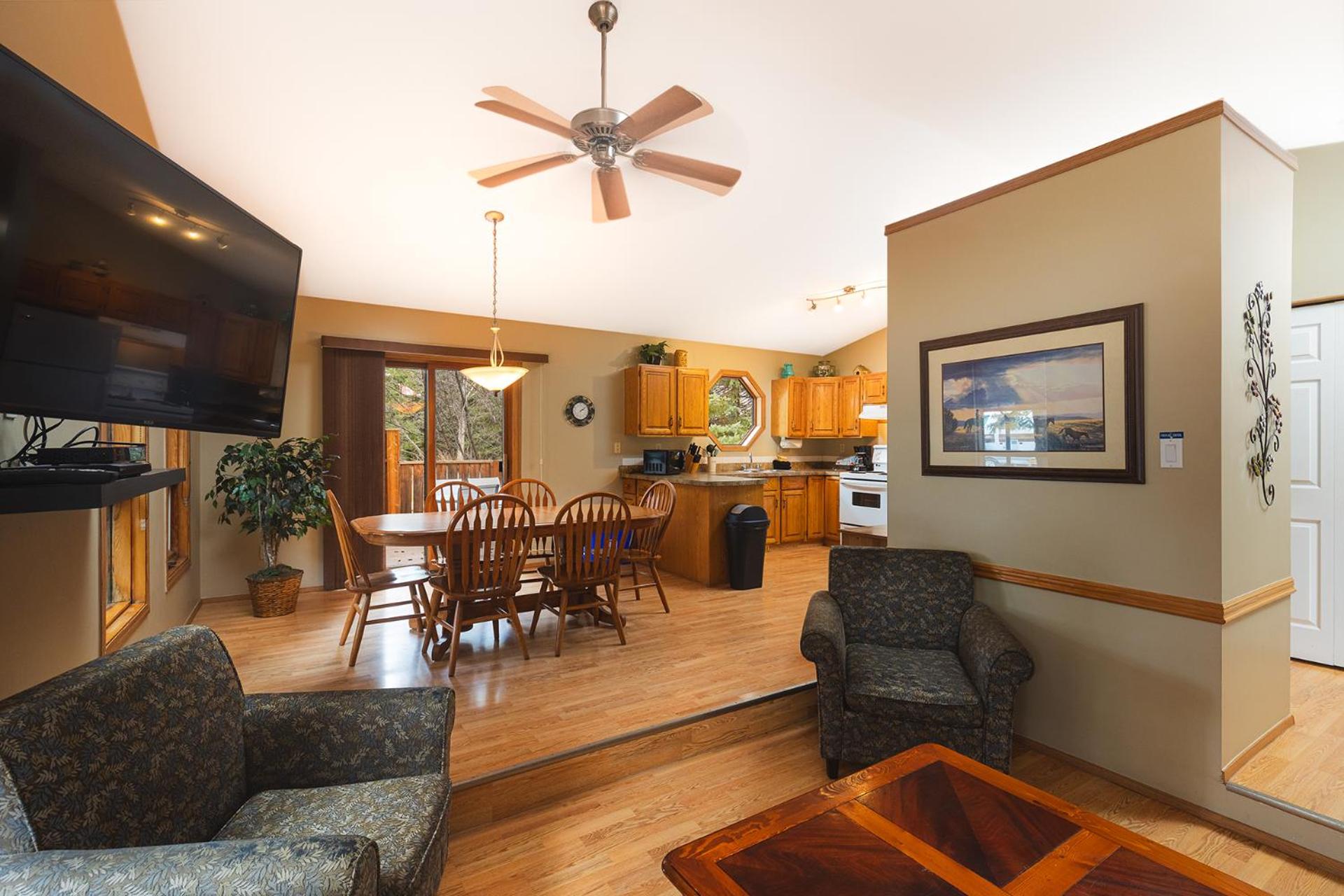 Overlander Mountain Lodge 12/22