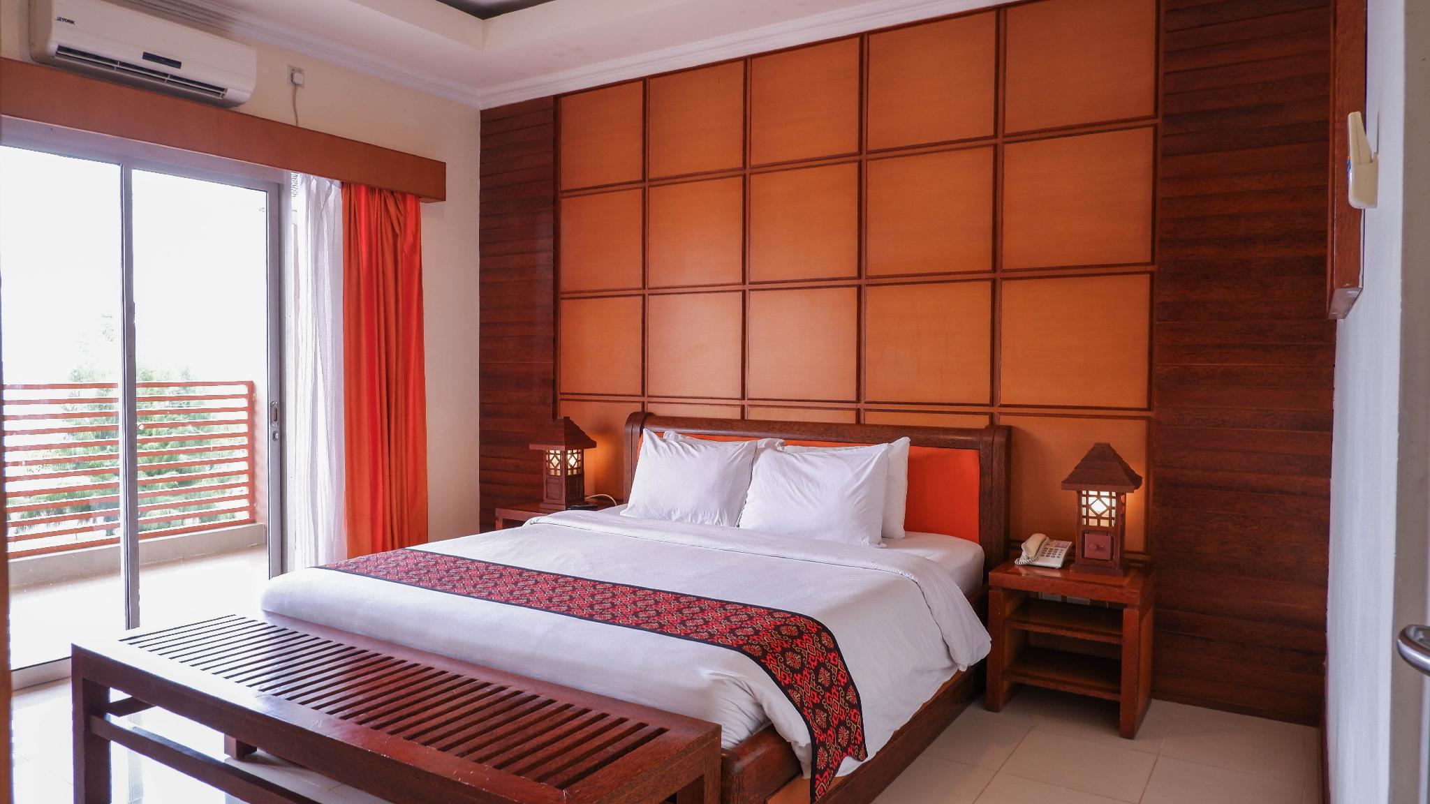 Sutan Raja Hotel Kolaka 15/35