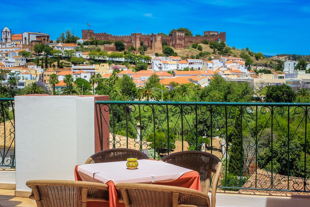 Colina Dos Mouros Hotel 42/60