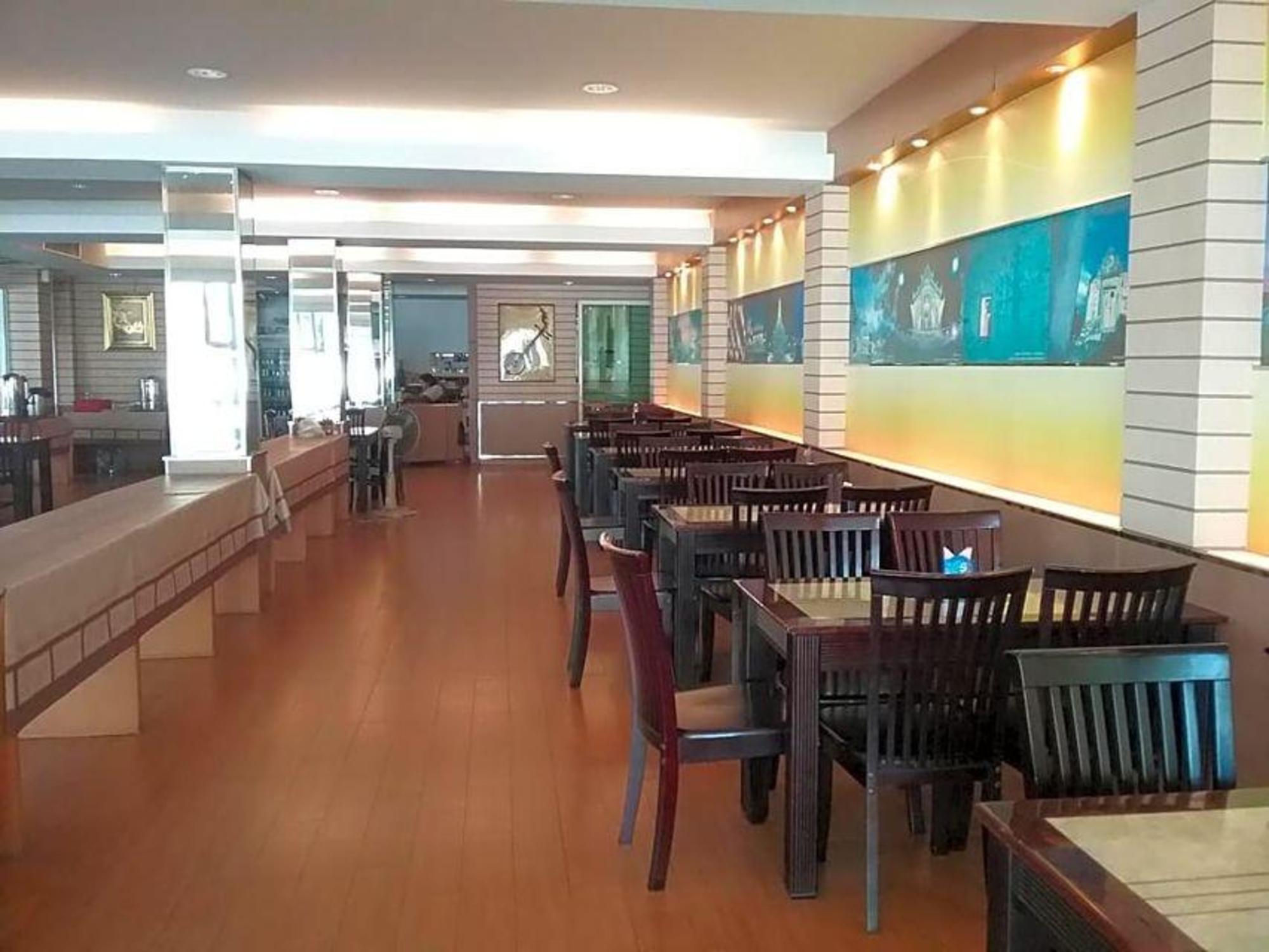 Kaennakorn Khonkaen Hotel 20/26