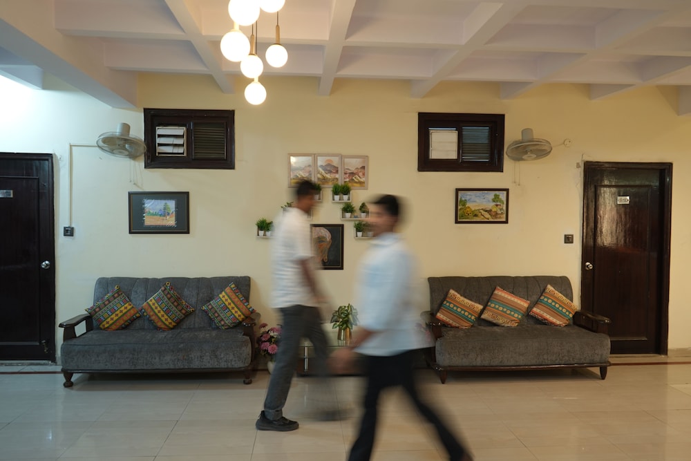 Hotel Sahu 38/49