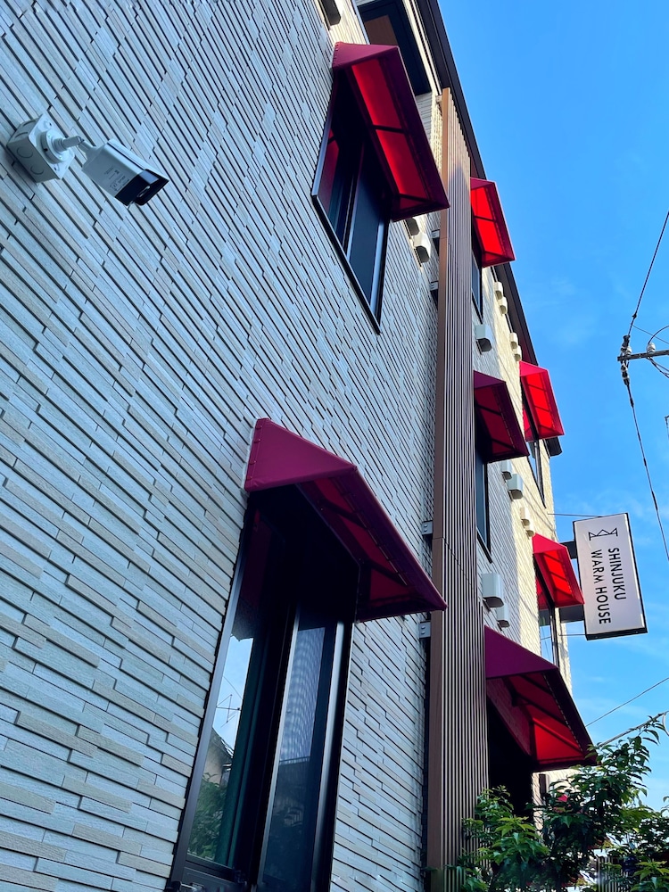 Shinjuku Warm House 6/50