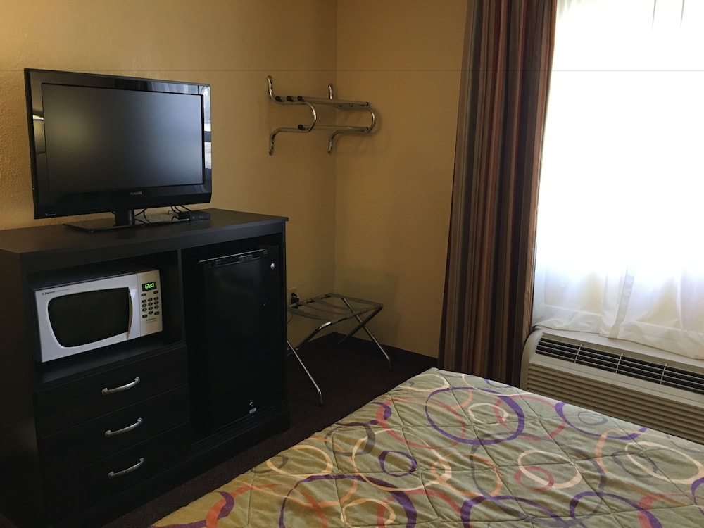 Rodeway Inn 18/28