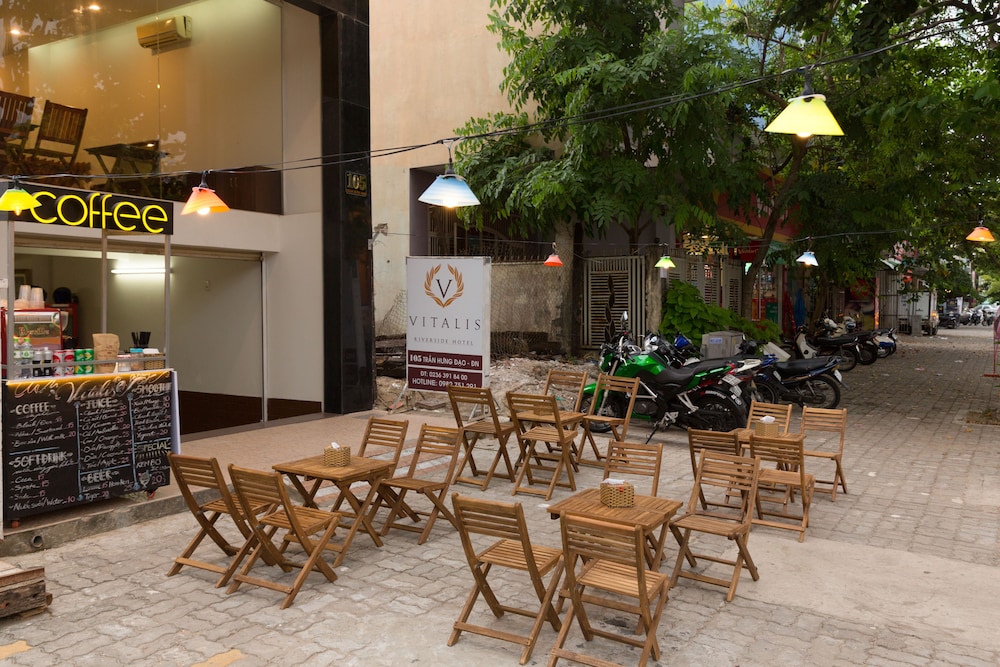 Vitalis Riverside Hotel 52/65