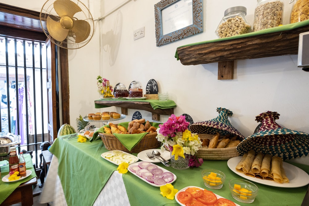 Shaba Boutique Hotel 45/50