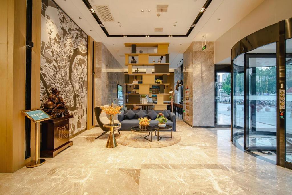 Echarm Hotel (Hefei Changjiang West Road West Qilitang subway station store) 35/53
