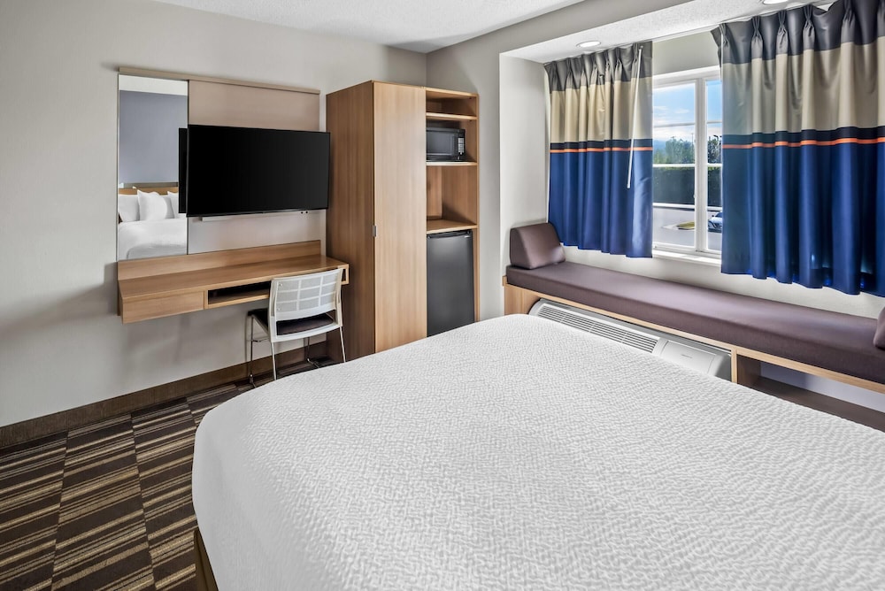 Microtel Inn Greensboro 31/54