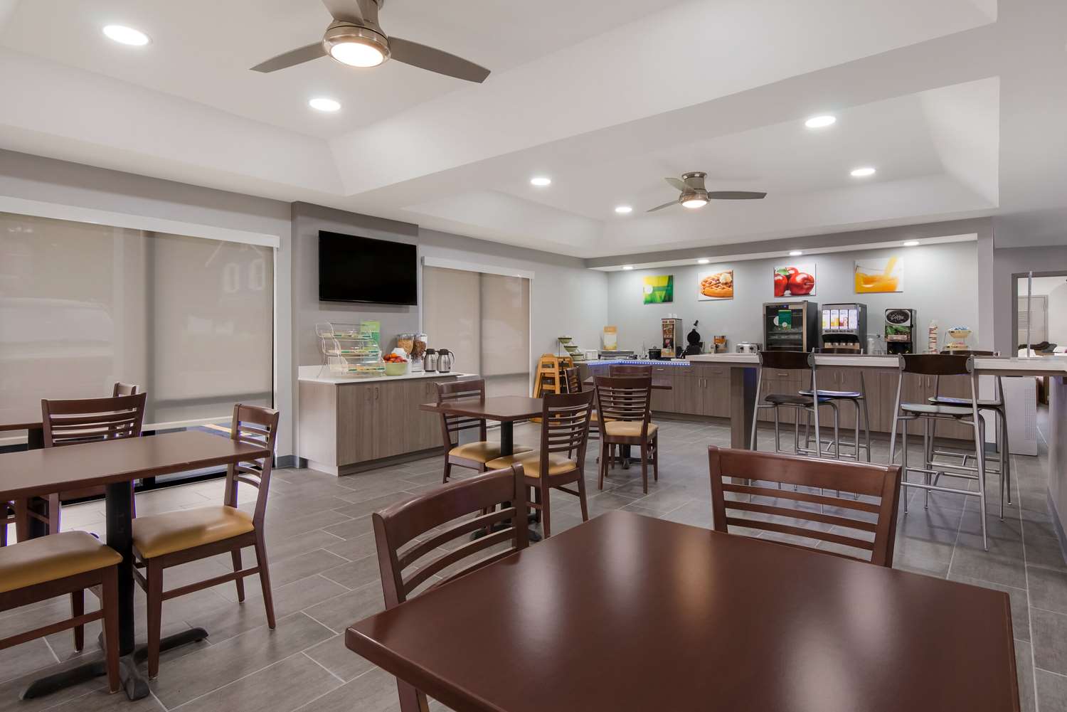 Quality Inn near Casinos and Convention Center 25/34