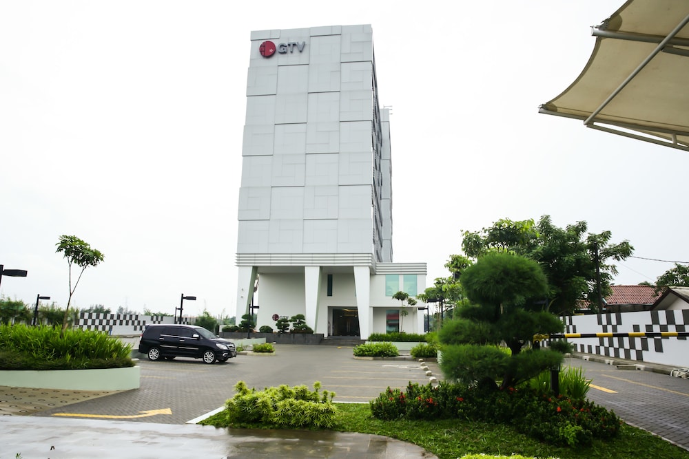 Gtv Hotel And Service Apartment 1/54