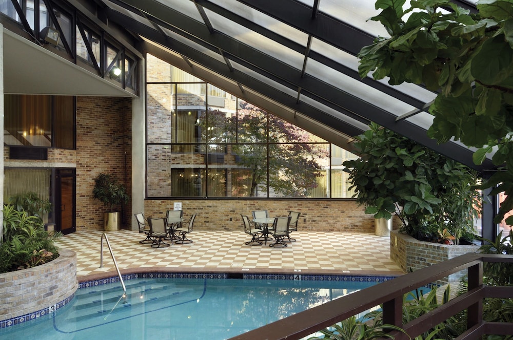 DoubleTree by Hilton Hotel Johnson City 6/61