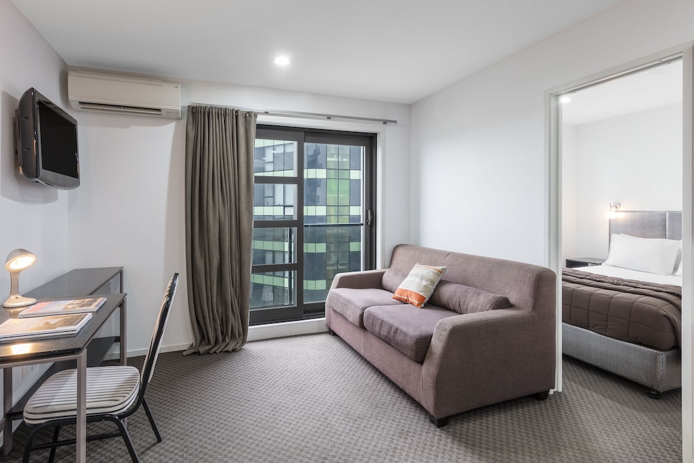 Nesuto St Martins Apartment Hotel 25/41