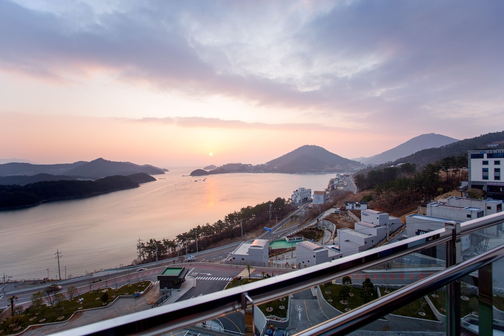 Hotel JCS Yeosu 46/50