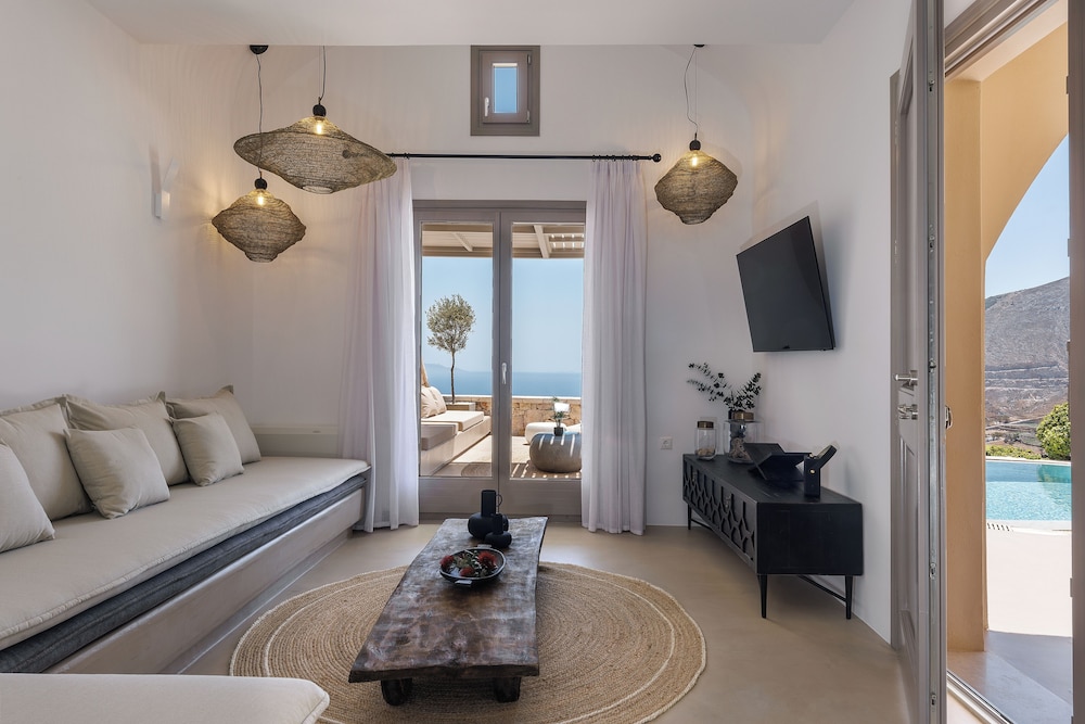 Eolia Luxury Villas 24/50