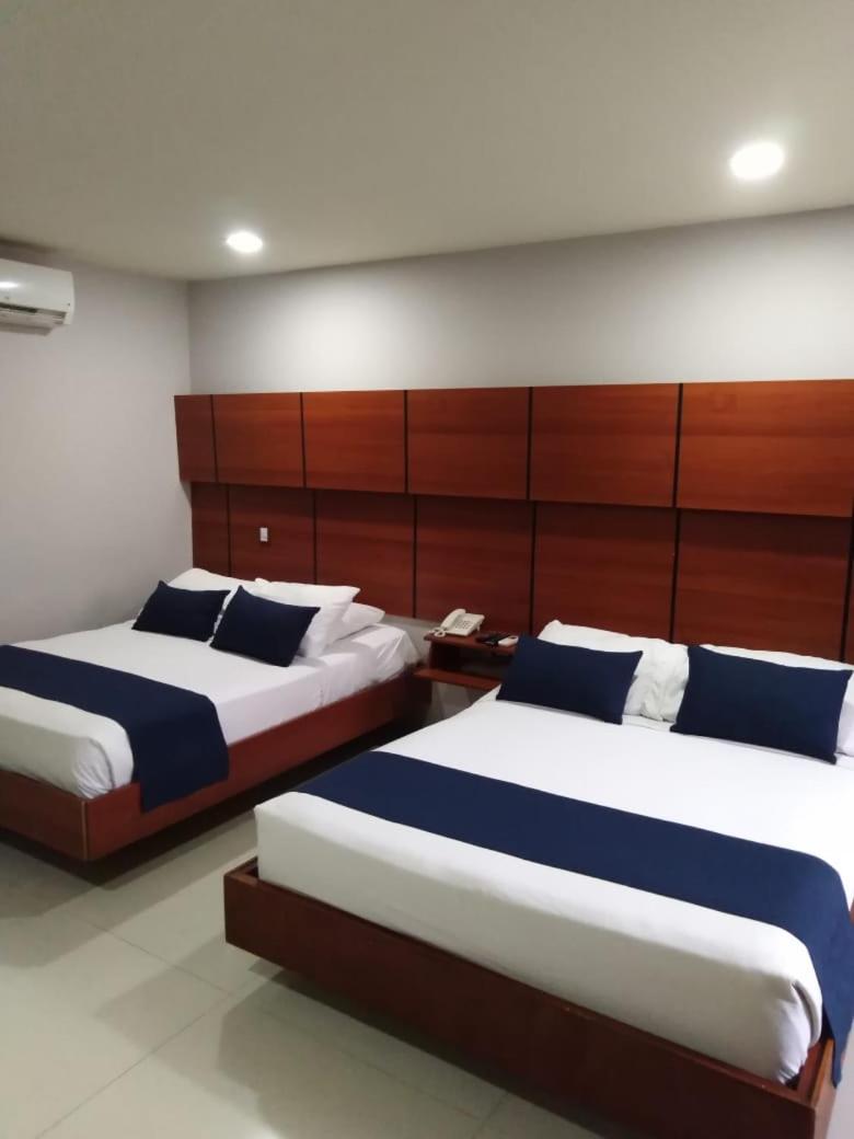 Hotel Caribe 79 11/25